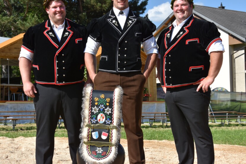 Die Kranzgewinner - Mario Schneider, Samuel Giger und Domenic Schneider